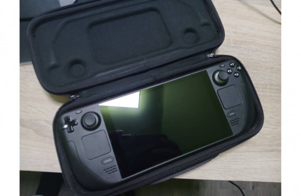 Steam Deck 256 GB-os LCD-s
