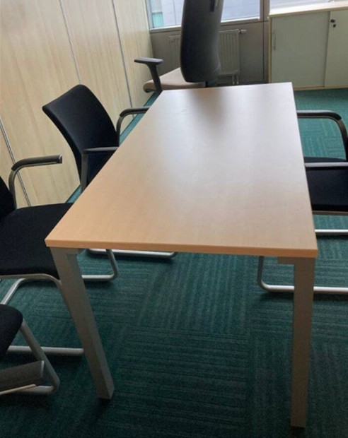 Steelcase íróasztal/tárgyalóasztal