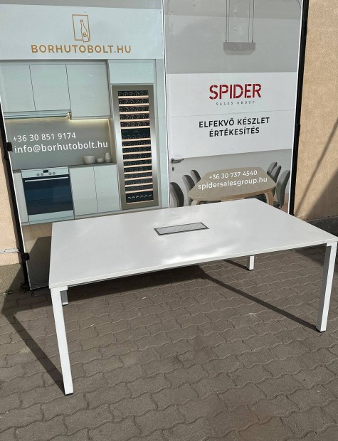 Steelcase trgyalasztal, fehr, 180x100 cm - hasznlt btor