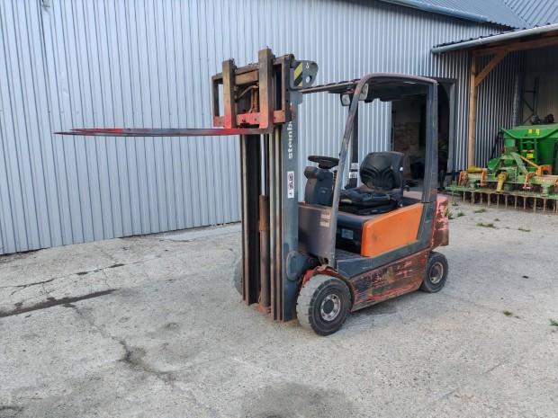 Steinbock 1.6t boss linde targonca triplex 48v