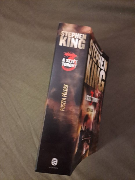 Stephen King: A Setét torony 3.- Puszta földek