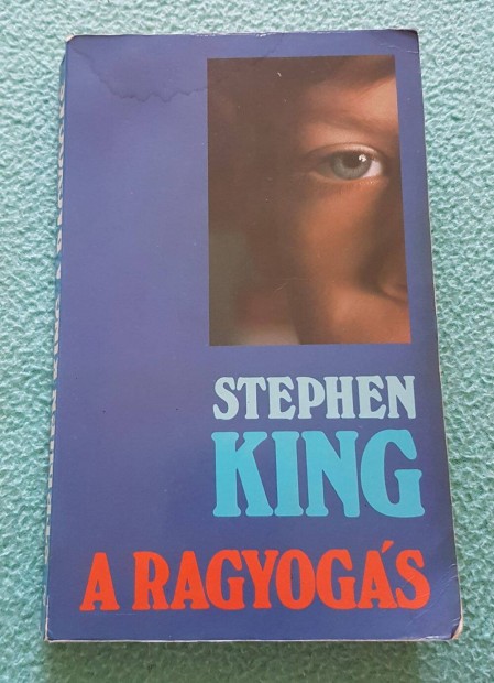 Stephen King - A ragyogs knyv