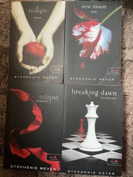 Stephenie Meyer: Twilight srga 1-4.