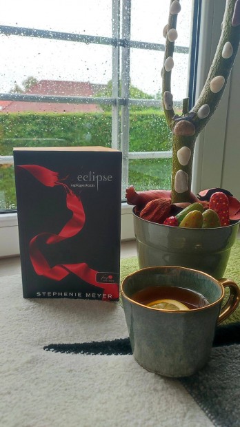 Stephenie Meyer - Eclipse Napfogyatkozs