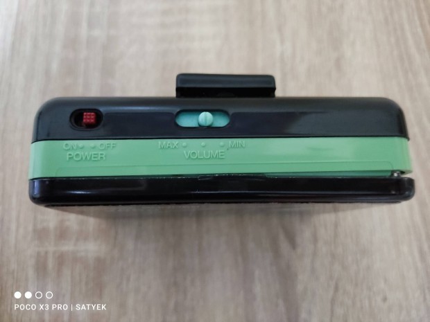 Stereo Runner 2000 kazettás walkman , új szíjjal!