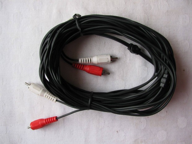 Stereo audio átjátszó kábel 2 db, 5 és 10 méter hosszú