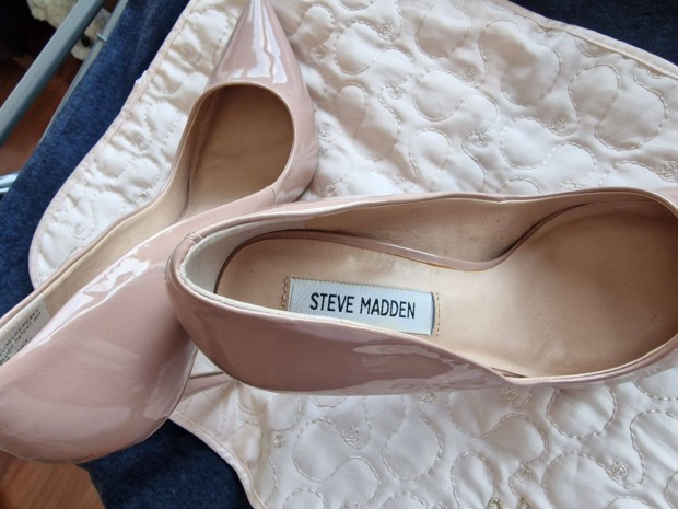 Steve Madden 38 pink tsark