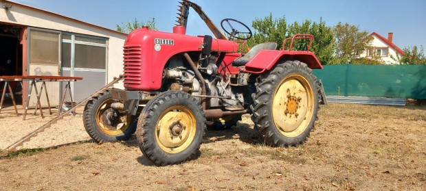 Steyer 25le traktor elad