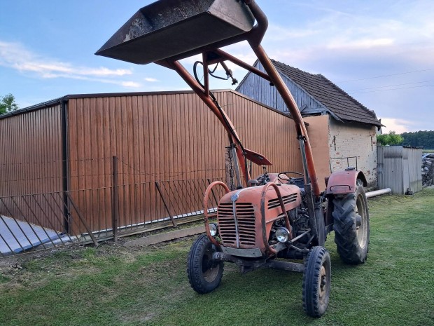 Steyr 290 traktor 