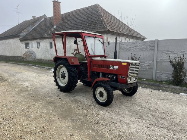 Steyr 430 traktor 