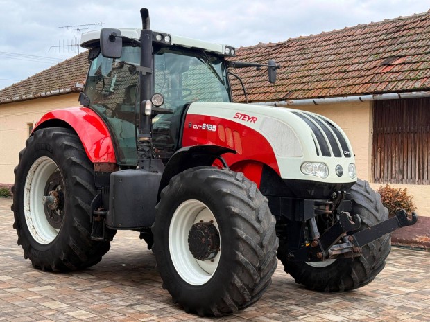 Steyr 6185 CVT traktor