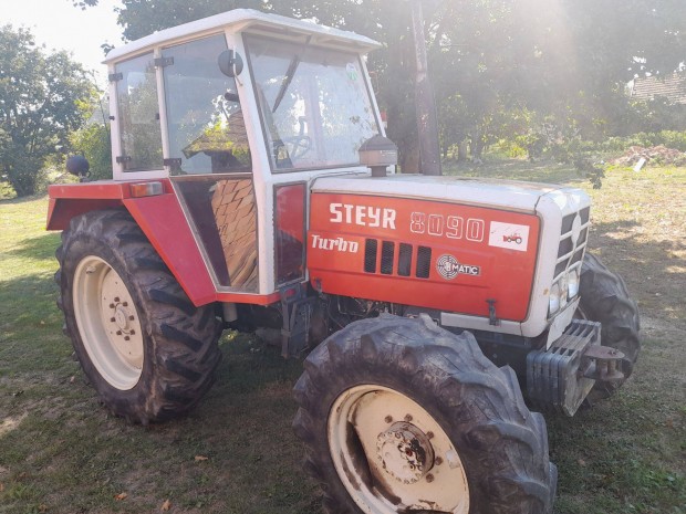 Steyr 8090 traktor