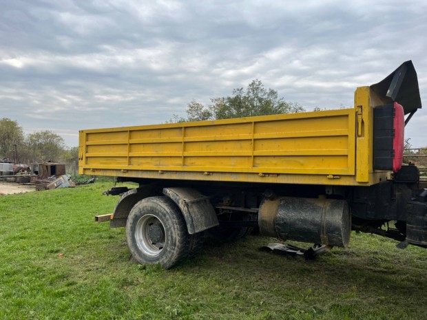 Steyr plat elad