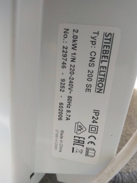 Stiebel Eltron CNS 200 SE fali fűtőpanel konvektor hősugárzó