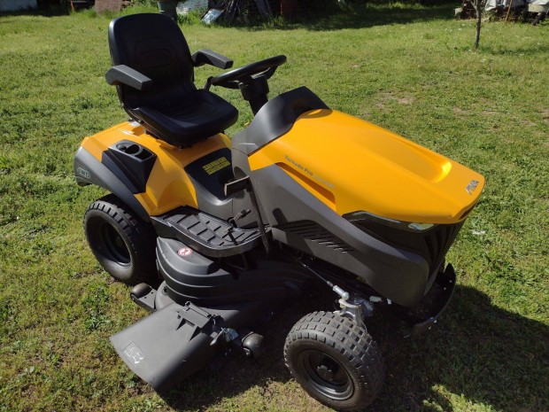 Stiga Tornado Pro 9121 4WD fnyr traktor