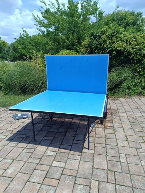 Stiga kültéri pingpong asztal jó áron eladó. https:/pingpongasztal.hu