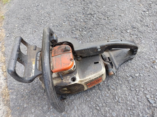 Stihl 012 av egykezes láncfűrész ingyen szállítás