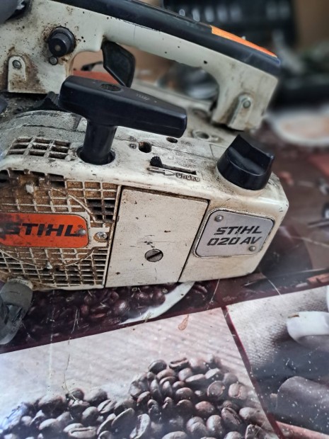 Stihl 020AV kpeken lthat llapotban.