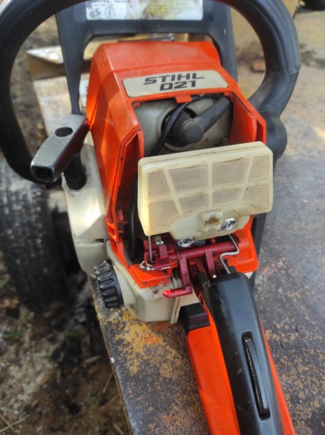 Stihl 021 lncfrsz 