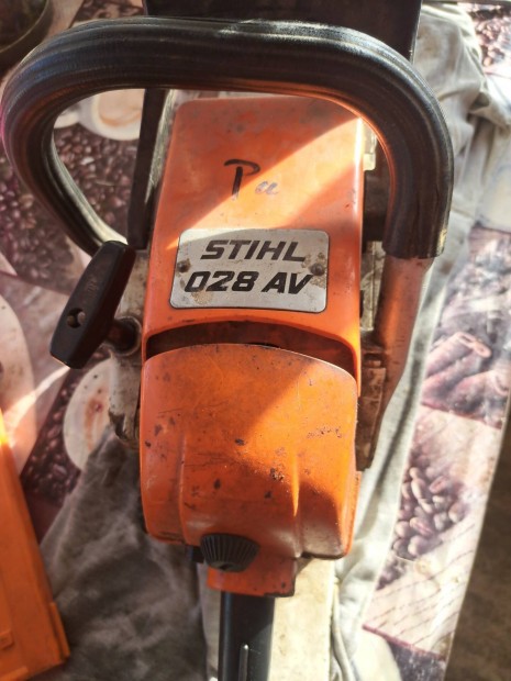 Stihl 028AV kpeken lthat llapotban.