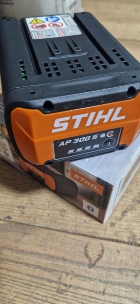 Stihl AP330 S gyri akkumltor