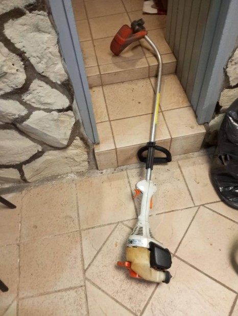 Stihl FS-38 benzines fkasza!