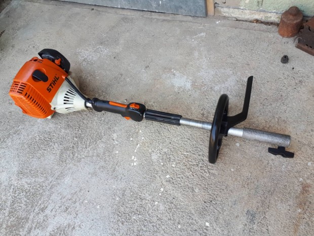 Stihl Km 130 kombigép multigép működő