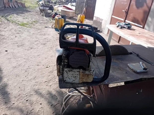 Stihl MS 280-as típusú láncfűrész