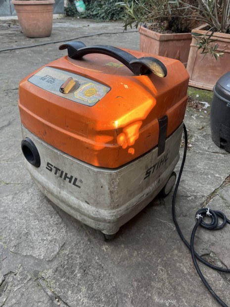 Stihl SE120 ipari porszívó