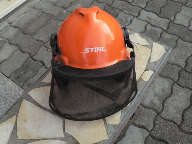 Stihl erdszeti sisak Precz fejmret lltval s 3M fltokkal