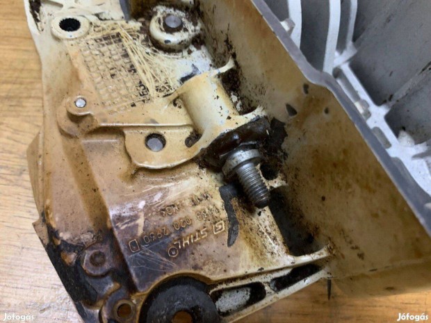 Stihl ms441 kuplung oldali blokkfél eladó. Stihl MS 441 blokkfél