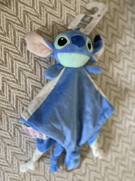 Stitch alvka szundikend baba jtk