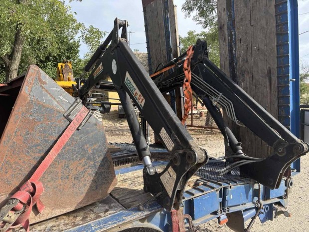 Stoll Robust F51 homlokrakod