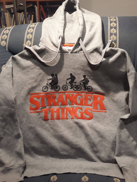 Stranger Things kapucnis hoodie
