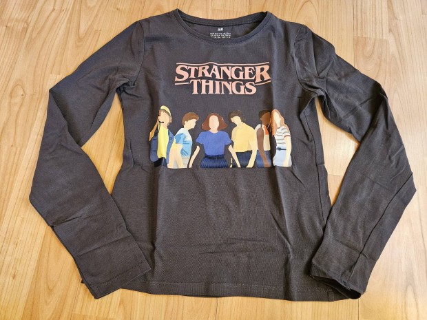 Stranger Things lnyka felsk 146/152