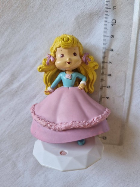 Strawberry Shortcake Eperke Berry Princess Angel Cake figura