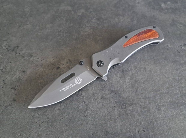 Strider Knives bicska, kés, zsebkés