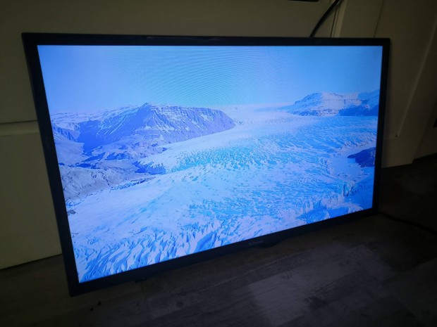 Strong 82 cm tv 