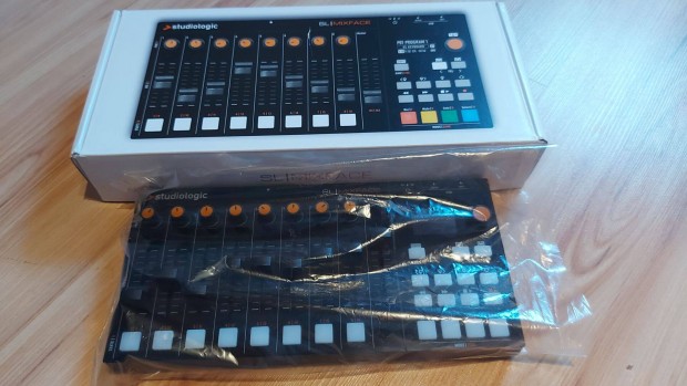 Studiologic Mixface USB-bluetooth midi kontroller