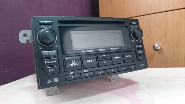 Subaru Clarion CD bluetooth autrdi fejegysg 