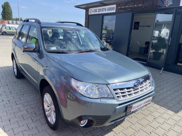 Subaru Forester 2.0 Comfort Pan.tető.Kamera.Ül....