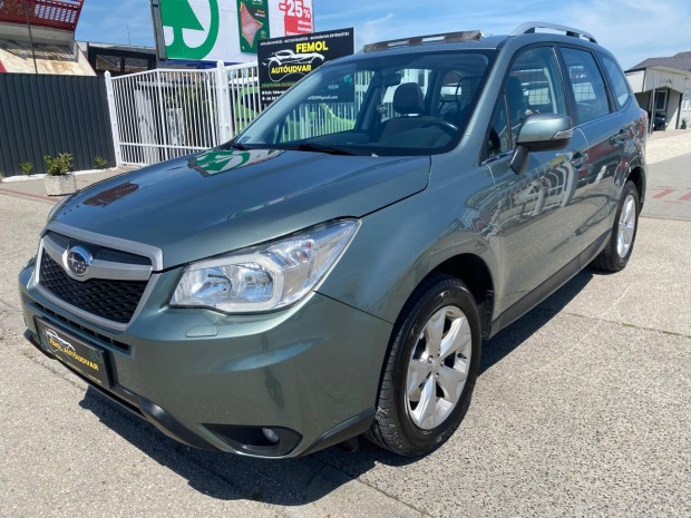 Subaru Forester 2.0 D Exclusive Megkímélt! Végi...