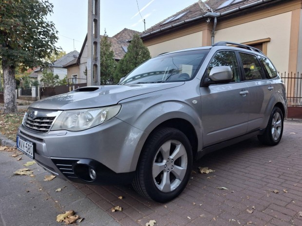 Subaru Forester 2.0 D Exclusive (EU5) Vezérlés...