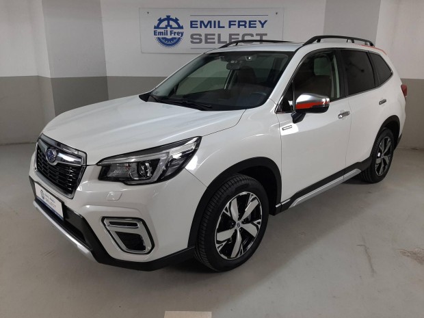 Subaru Forester 2.0 e-Boxer Platinum CVT Magyar...