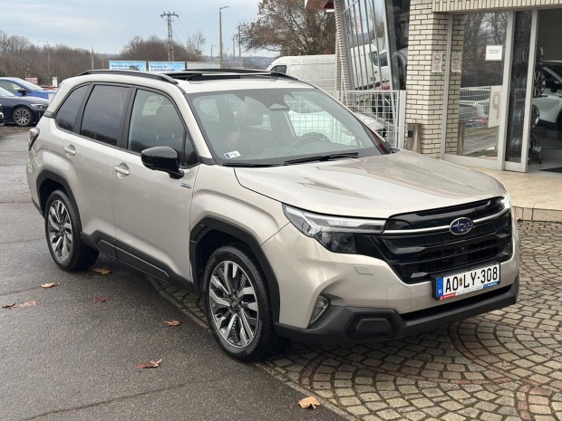 Subaru Forester 2.0 e-Boxer Platinum CVT Magyar...