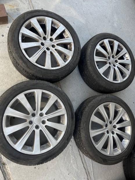 Subaru Impreza Alufelni újszerű gumikkal