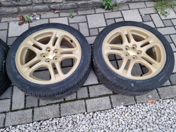 Subaru Impreza Wrx felni R17 aranyszn