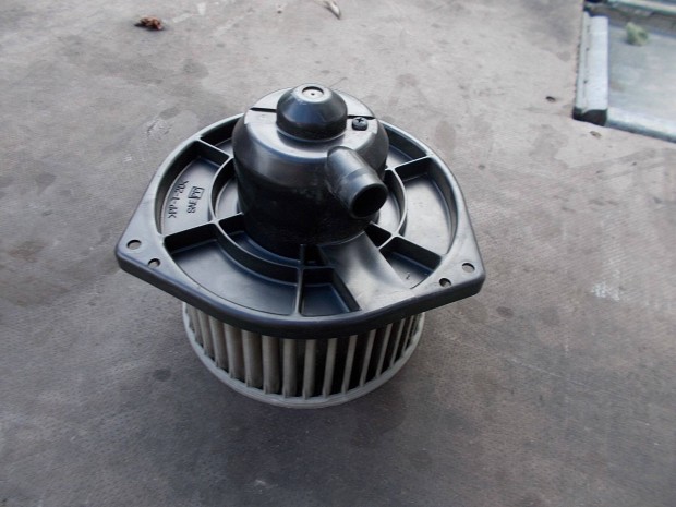 Subaru Legacy bontott, gyári fűtő ventillátor 1993-98 tipushoz