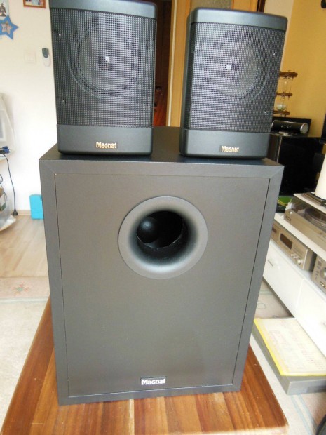 Subwoofer-Satellite-System, Magnat Tristar II