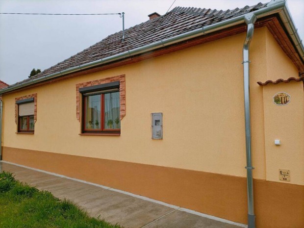 Sükösd kiadó ház Bajától 10 km-re